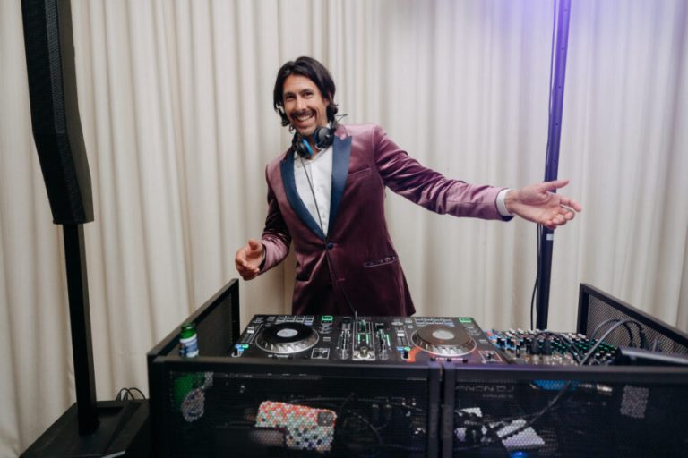 Wedding DJ Melbourne – Professional DJs for Unforgettable Wedding Celebrations