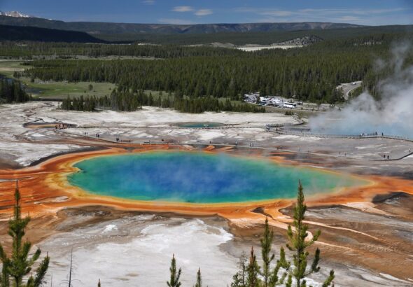 Yellowstone eruption effects