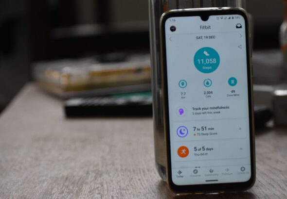 Google Fitbit Edge